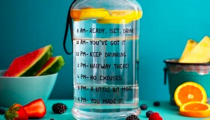 荷兰没想到，中国把美国打怕了，听指令强抢中资后