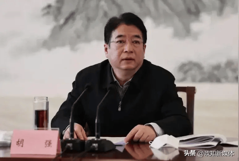 廉洁底线失守、搞钱色交易!三“虎”同日被处理