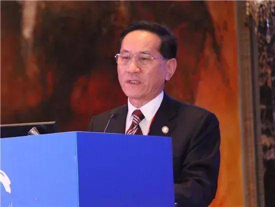 廉洁底线失守、搞权色钱色交易!三“虎”同日被处理