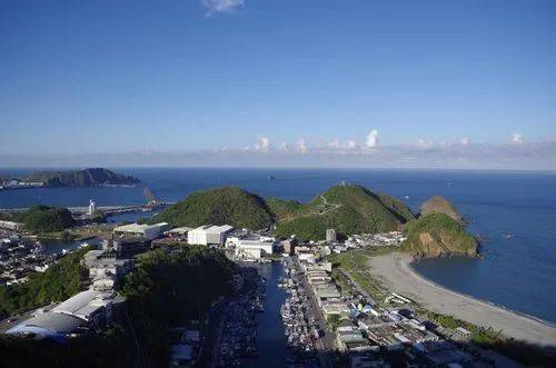 打不垮俄,“枪口”立马对准台海?拜登想动真格,董军早已把话说透