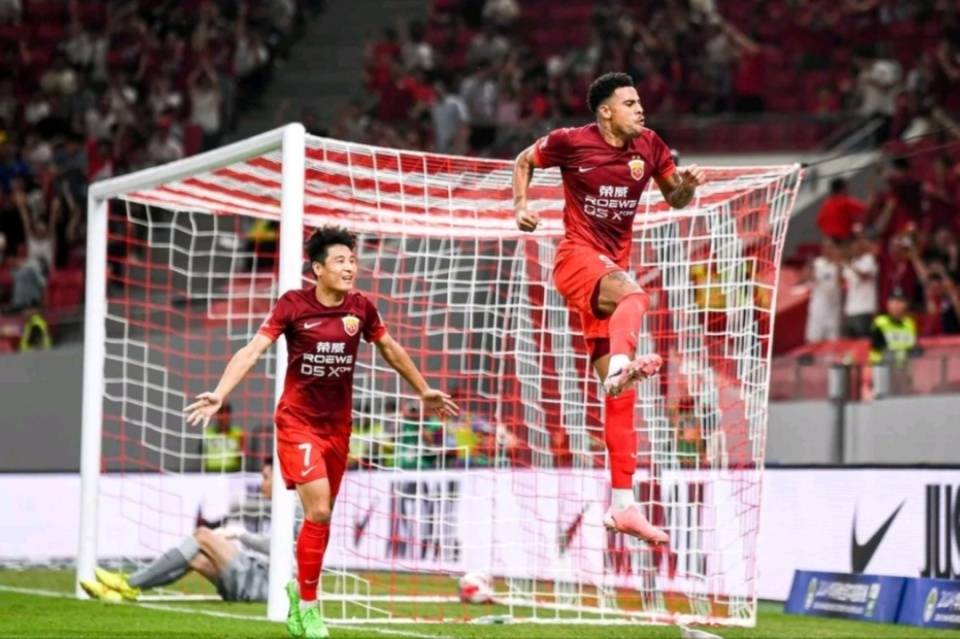 海港透“支”!上海海港8球打透南通支云:中超14连胜新纪录