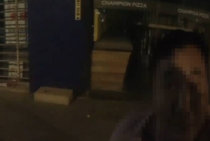 凌晨武汉街头,3名男子突然弃车狂奔!交警追了500米后,男子顶不住了