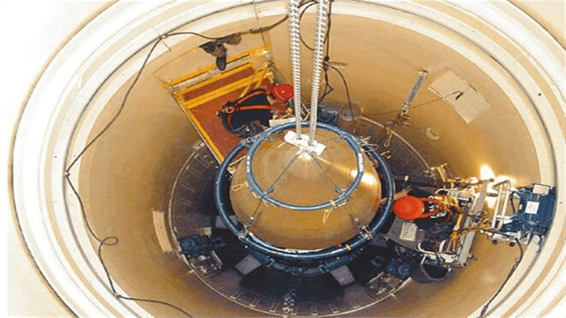 一枚东风落入夏威夷!难怪解放军急着试射,全因提前嗅到了危险