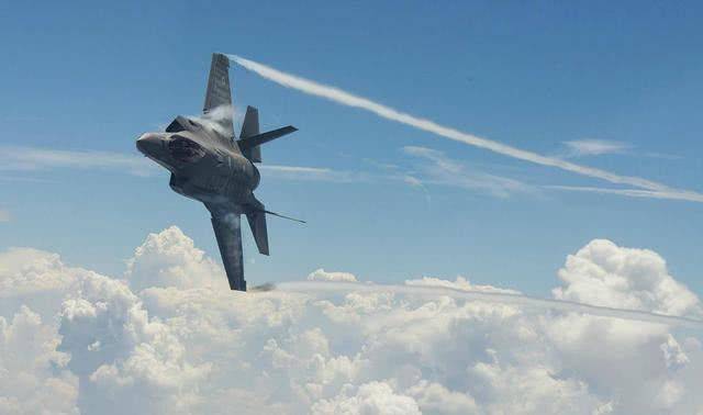 F35奔袭3600公里轰炸,数百雷达全瞎眼,以军导弹却大量空中爆炸
