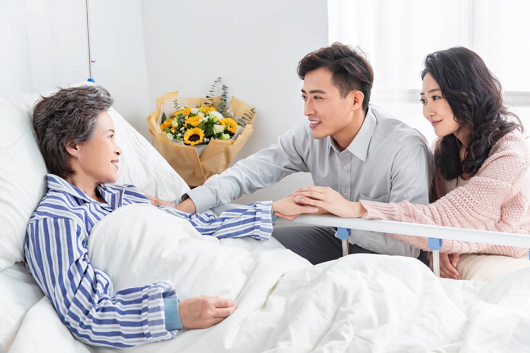 医生谈红斑狼疮:“不死的癌症”言过其实,规范治疗可控,鼓励病人像常人一样恋爱婚育