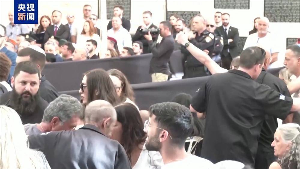 以色列民众:停止种族灭绝 让我的家人早日回家