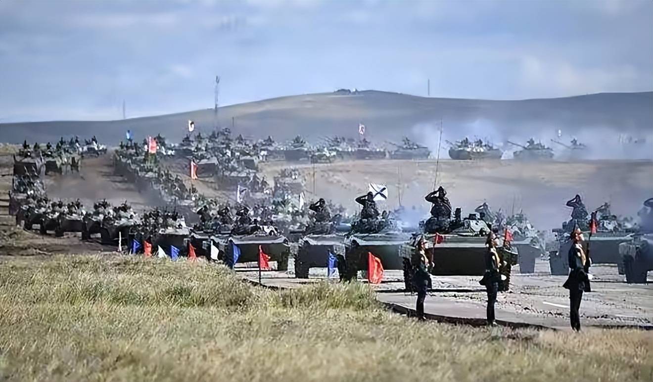 再下一城!俄军拿下红军村东南大门,乌军欲将指挥权交给美军?