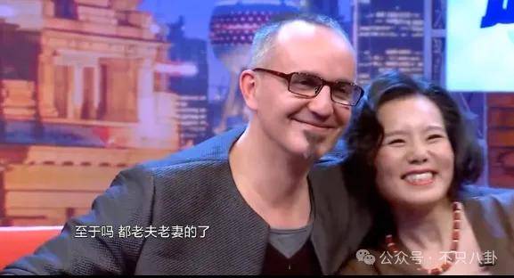 他们那么幸福恩爱,怎么突然离婚了……