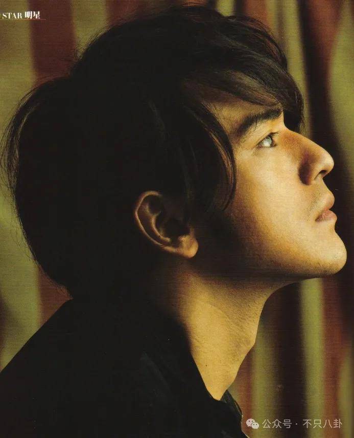 最神秘的男明星退圈了?一代神颜的他才是万千少女的梦啊……