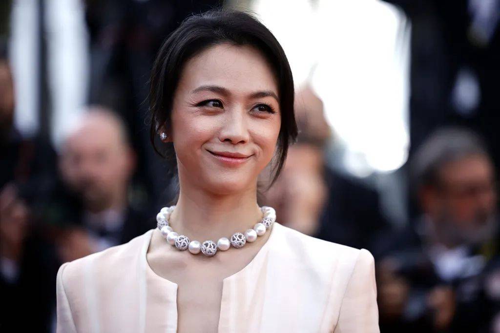 杭州姑娘汤唯,传来喜讯