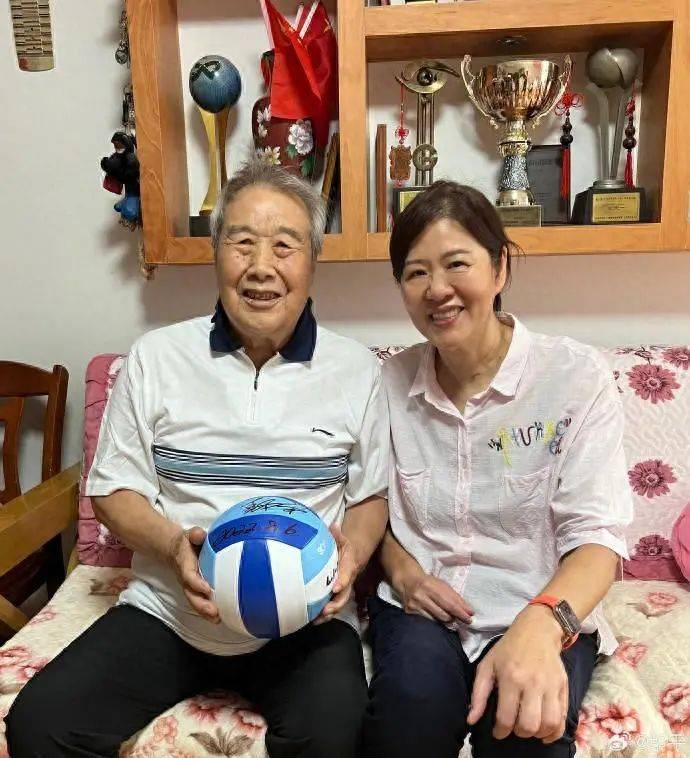 一路走好!郎平突然发文……