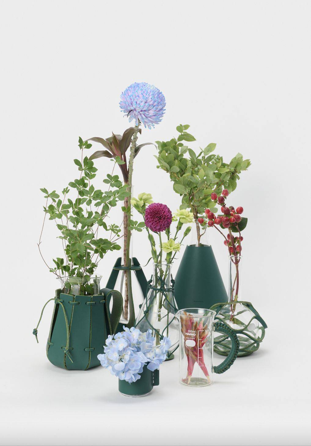 一个靠做“假鞋”走红的品牌,凭什么越办越好?