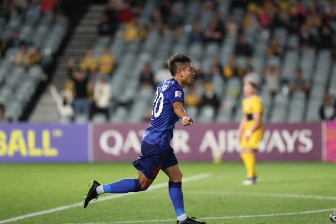 越老越妖!于汉超替补再扮救世主 申花遭绝平出线仍占主动 越老越妖!于汉超替补再扮救世主 申花遭绝平出线仍占主动