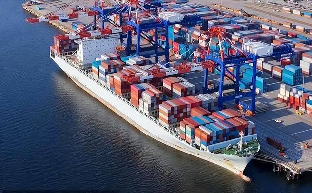 常对中国“撂狠话”的特朗普,宣布获胜后,第一句话说了什么?