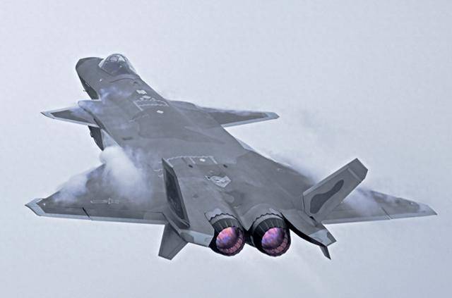 解放军太会整活了!歼35A的背后,还有个“哥哥”没登场?