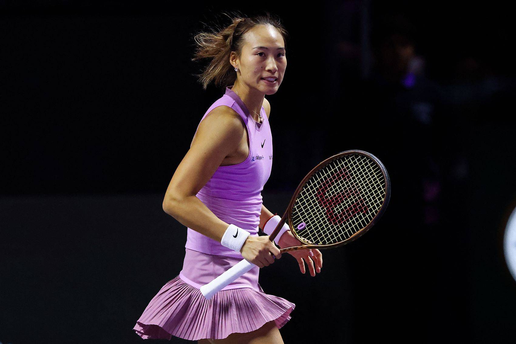 郑钦文:决赛发挥了六七成水平 输球不是因为运气不好