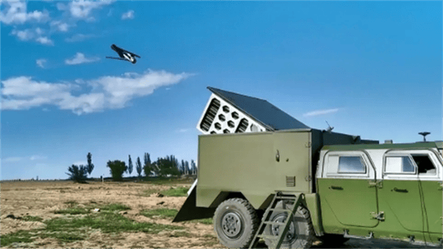 航展上,比歼35还厉害的角色出现!战力爆表,对岸防御要崩溃了