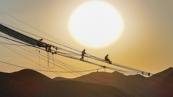 BBC:中国特高压电网如同“电力高铁”,为全球寻求能源转型方案提供宝贵经验