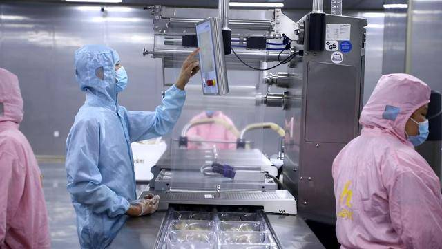 “没有一只鸡能活着飞出滑县”,道口烧鸡开启新纪元