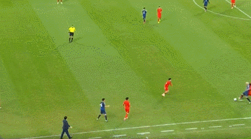 国足找到了自己的伯乐!谢文能和拜合拉木,会是球队的未来