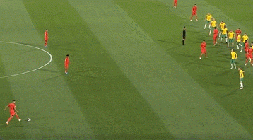 国足找到了自己的伯乐!谢文能和拜合拉木,会是球队的未来