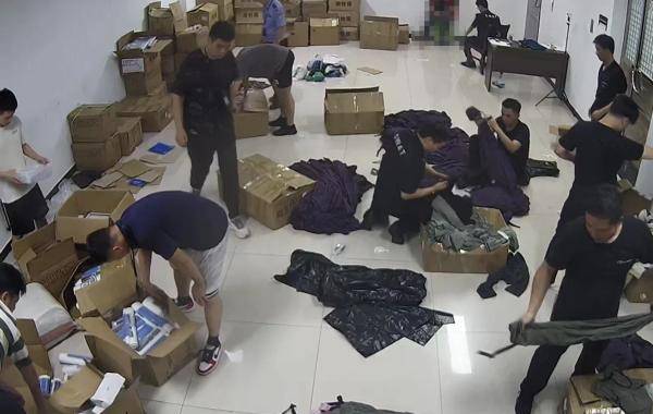 杭州一服装企业收到大量退货单,打开发现已被调包
