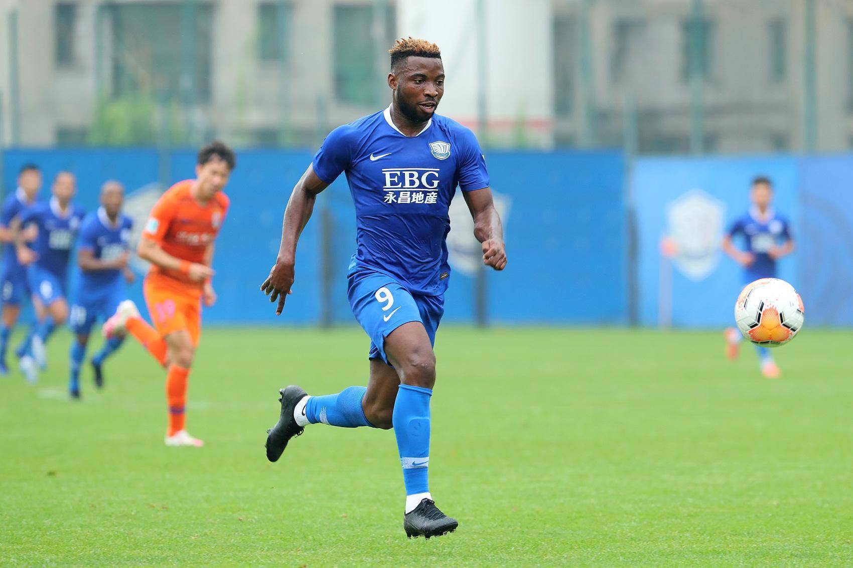 世界杯有希望了？国足迎来重大利好：奥斯卡、塞尔吉尼奥入籍程序启动