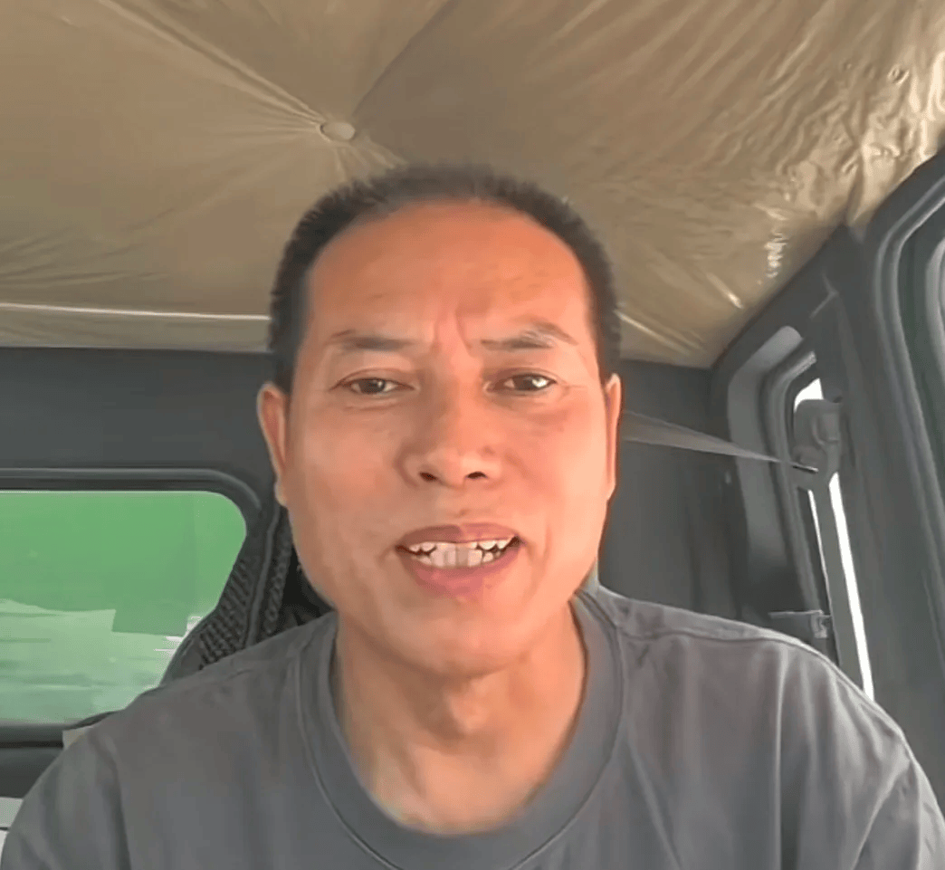 撞劳斯莱斯司机就不实言论道歉