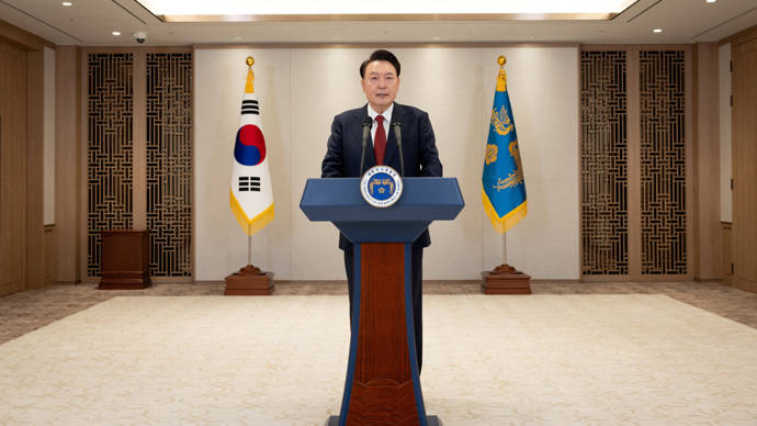 深度 | 宁弹劾不辞职,尹锡悦在赌什么?