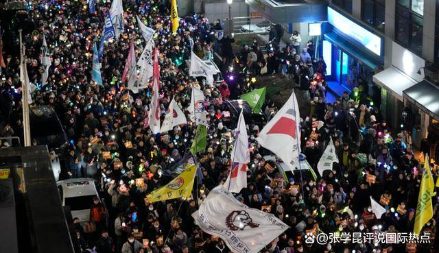 警察杀进总统府,尹锡悦拒不下台,青瓦台一句话,给了朝鲜好机会