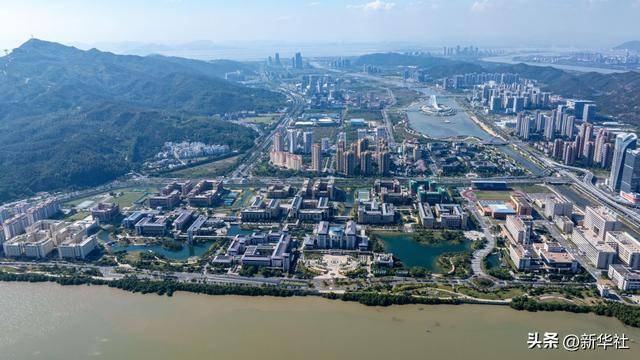 盛世濠江写新篇——以习近平同志为核心的党中央关心澳门发展纪实