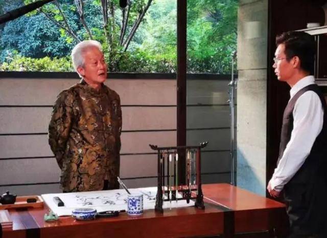 72岁老人3年拍100部短剧:一天收入能达到1000多元