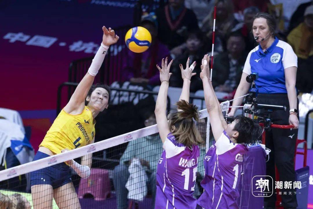 朱婷VS李盈莹!6000多名观众助威,这一幕太燃了