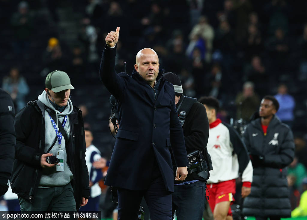 斯洛特：5-1领先的时候太危险值得警惕 球员们放弃了跑动