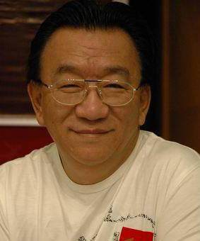 侯耀华直播提代父收徒,要帮杨议解决师承问题,称是父亲生前期望