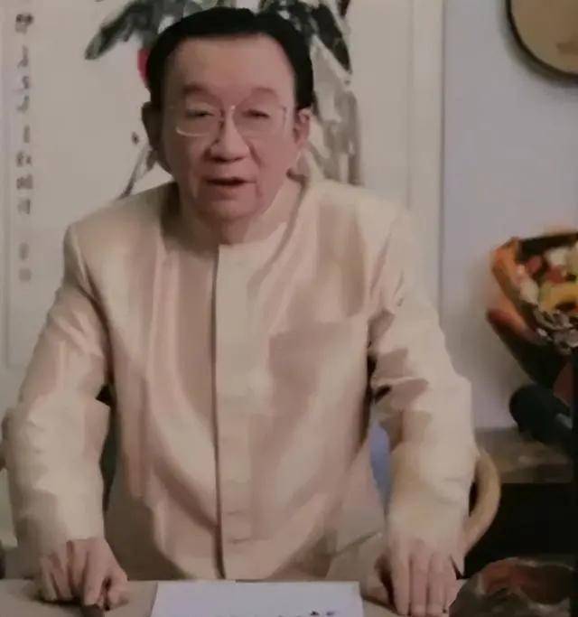 侯耀华直播提代父收徒,要帮杨议解决师承问题,称是父亲生前期望