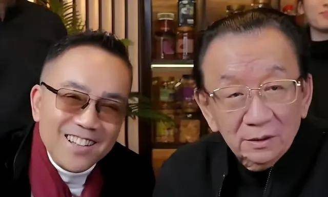 侯耀华直播提代父收徒,要帮杨议解决师承问题,称是父亲生前期望