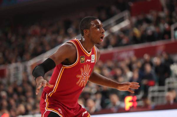 山西男篮力克“领头羊”!最近10轮,9胜1负