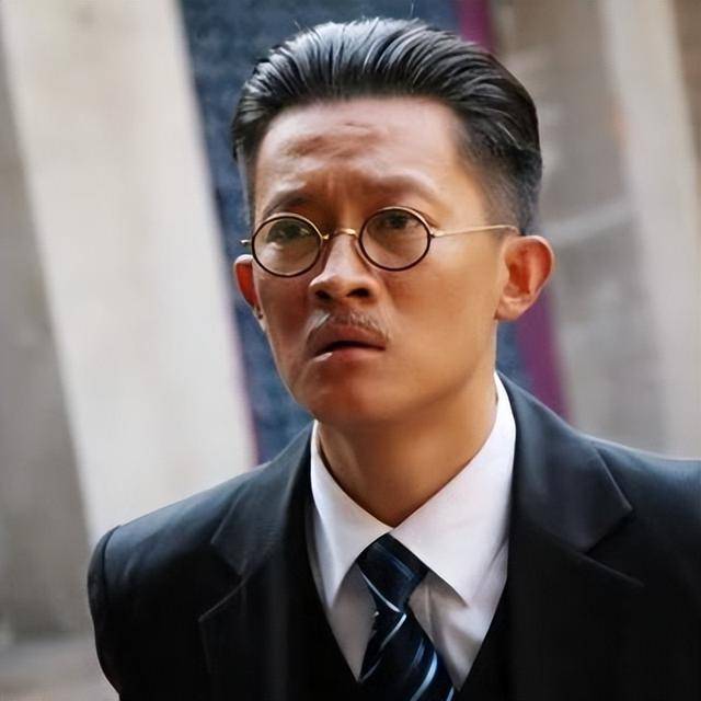 演员杨志刚:娶小师妹张静,每月工资都上交,如今他过得怎么样?