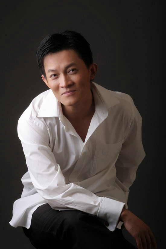 演员杨志刚:娶小师妹张静,每月工资都上交,如今他过得怎么样?