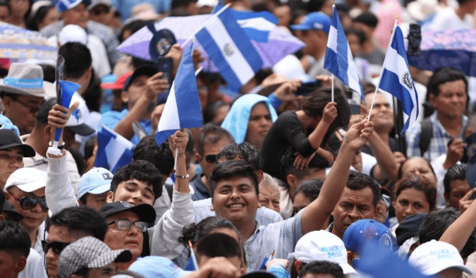 马斯克发出破产警告!中日英抛售美债,关键时刻,真凶浮出水面