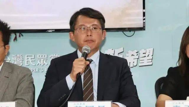 柯文哲再次“绝处逢生”后,岛内最新民调出炉,赖清德支持率惊人