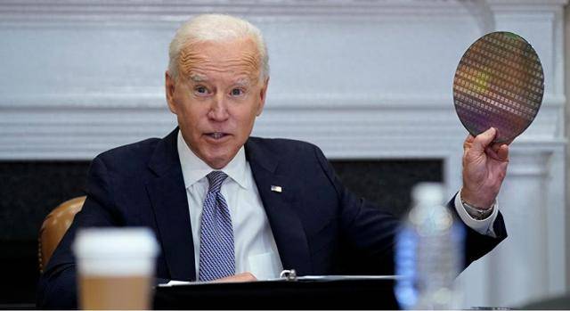 距下台不足一月，拜登对华开“最后一枪”，美商务部长说了四个字