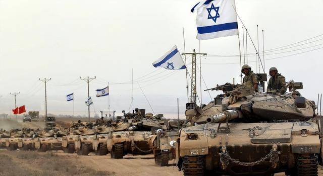 叙利亚又乱了?大批民众涌上街头,朱拉尼面临三大困境