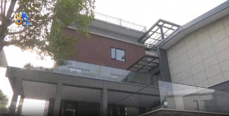 1100万买的别墅,装修花了500万,她说“根本没法睡”