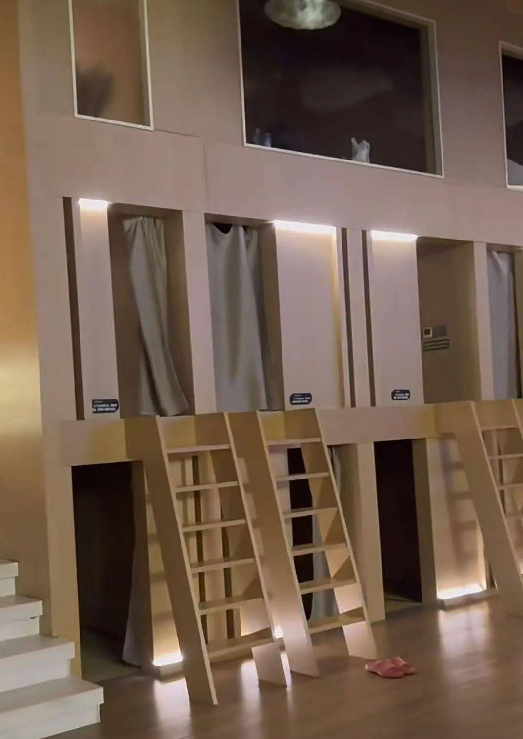 排队搓澡,网红洗浴中心爆满