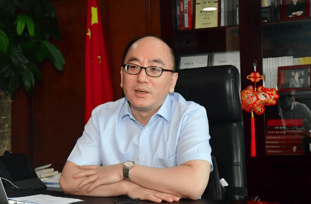 辞职不到20天,胡宏被查