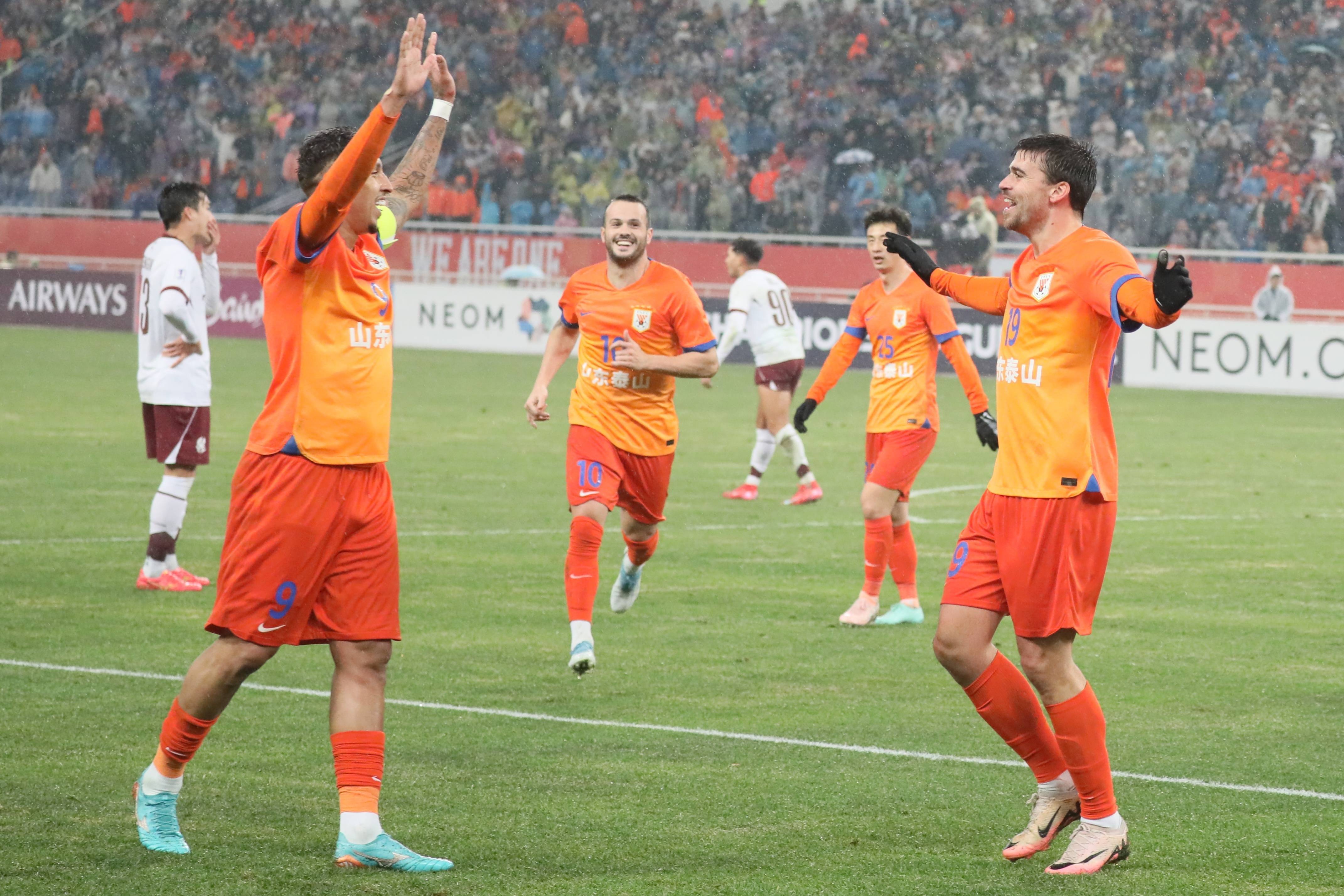 马德兴:海港引援让人费解 中超最强外援在泰山