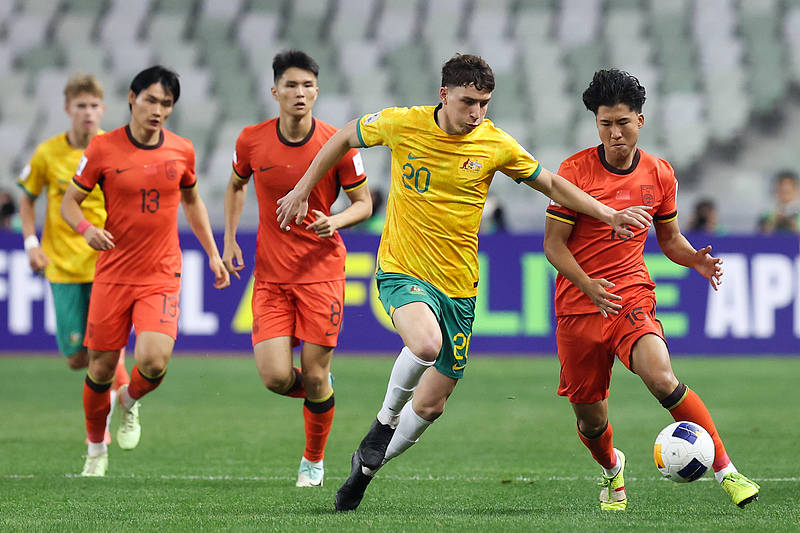 U20亚洲杯 | U20国足或将主打防反 宋凯重返深圳督军