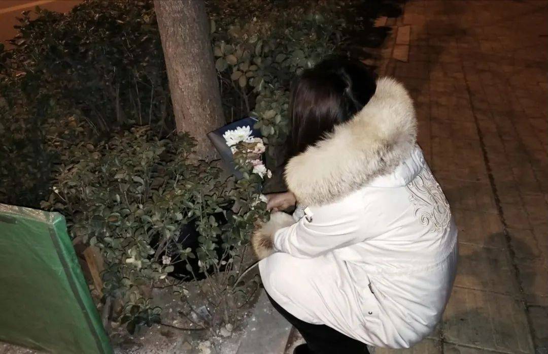 研三女生烧炭自杀!疑因数据被导师给别人,毕业无望……87岁爷爷得知噩耗后突发脑溢血